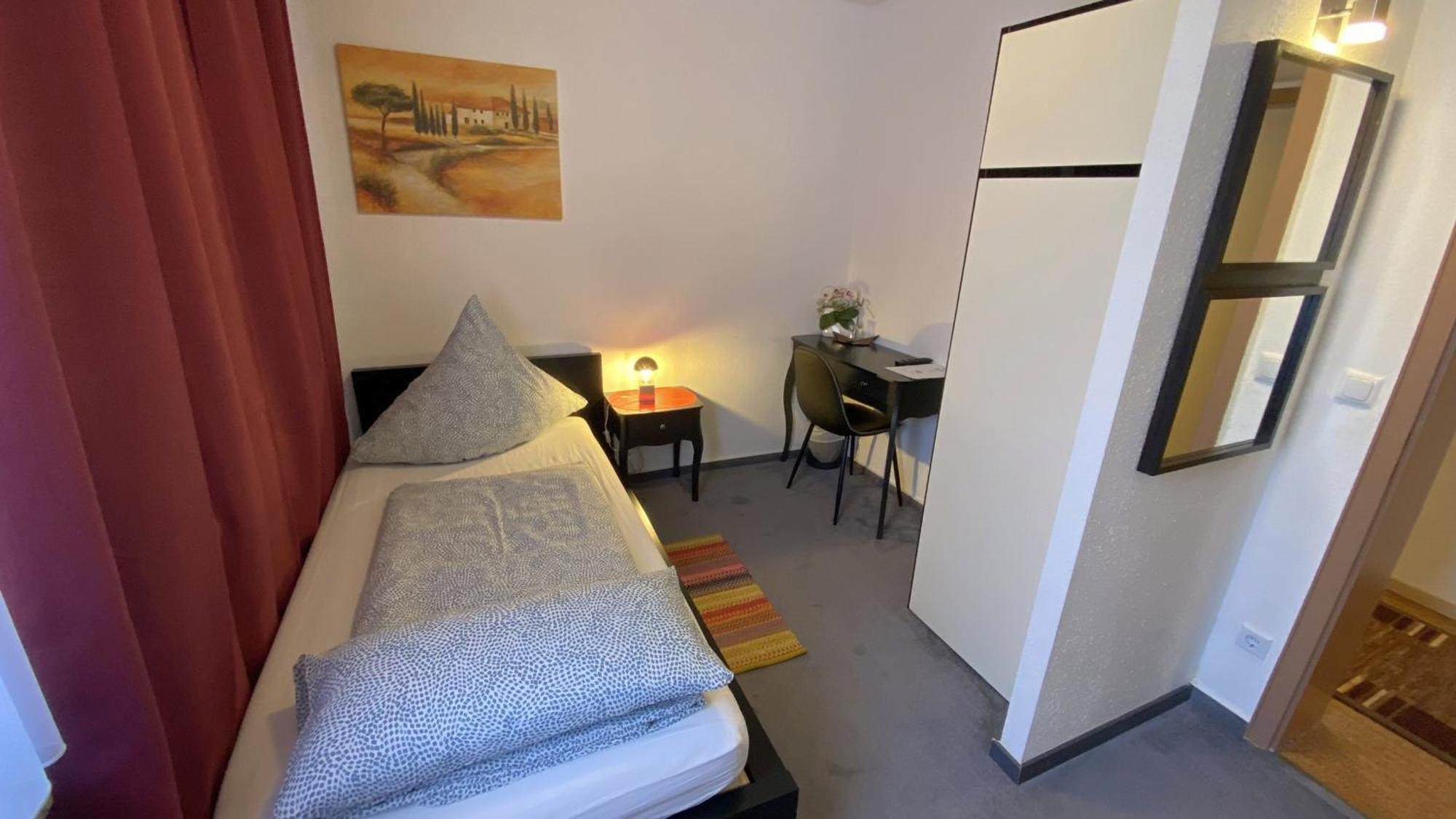 Hotel Garni Bad Cafe Bad Niedernau Værelse billede